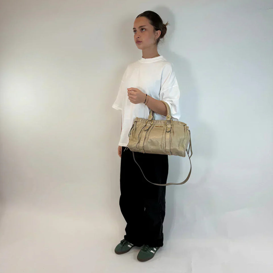 Pre-owned Miu Miu handbag Vitello Lux with shoulder strap made of beige leather