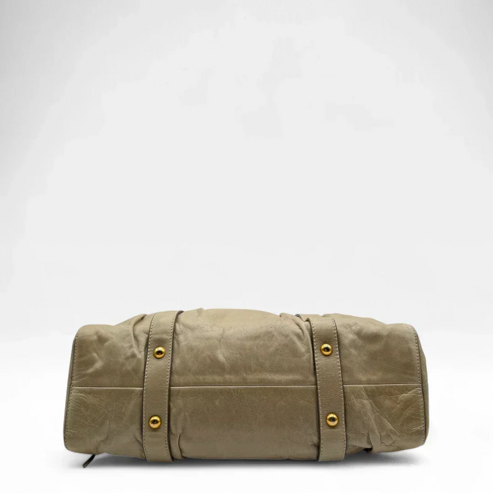 Pre-owned Miu Miu handbag Vitello Lux with shoulder strap made of beige leather