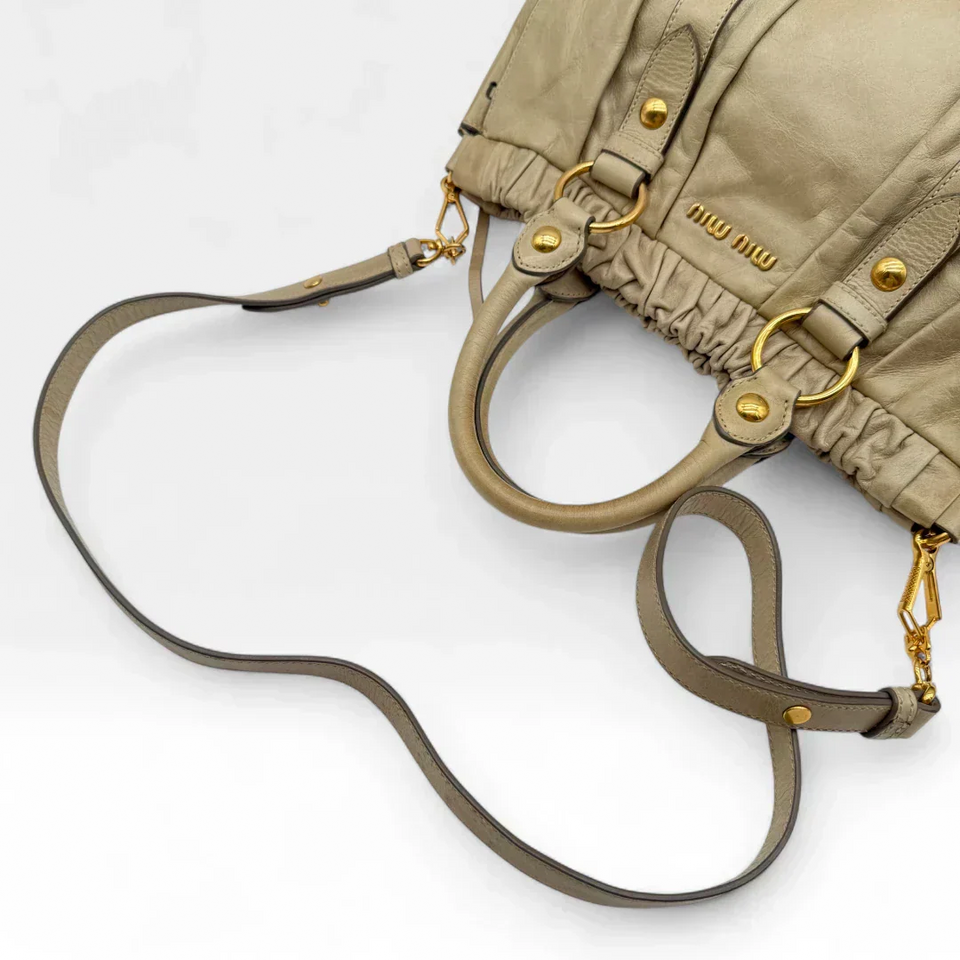 Pre-owned Miu Miu handbag Vitello Lux with shoulder strap made of beige leather