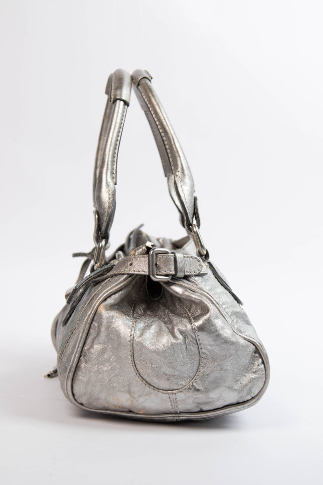 Pre-owned 2000s Chloe Silver Metallic Leather Paddington Shoulder Bag