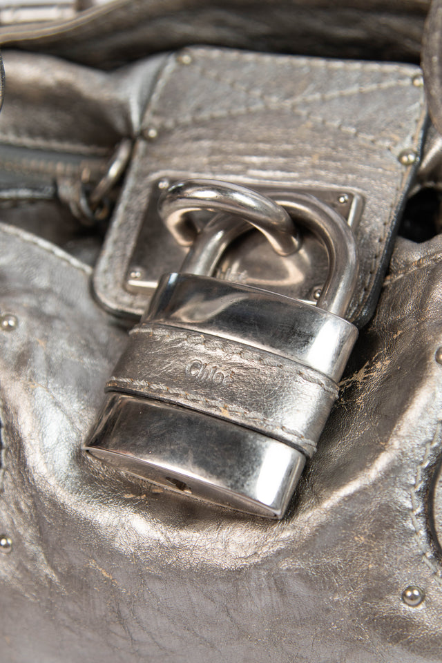 Pre-owned 2000s Chloe Silver Metallic Leather Paddington Shoulder Bag